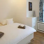 Penthuus Modern Retreat Ferienhaus