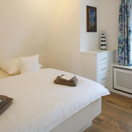 Penthuus Modern Retreat *